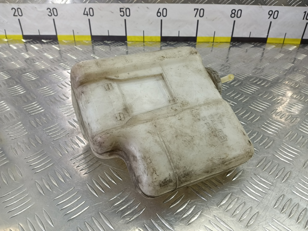 бачок расширительный MITSUBISHI PAJERO  MR404879, 630 рублей, Москва