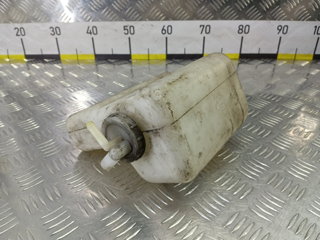 бачок расширительный MITSUBISHI PAJERO  MR404879, 630 рублей, Москва