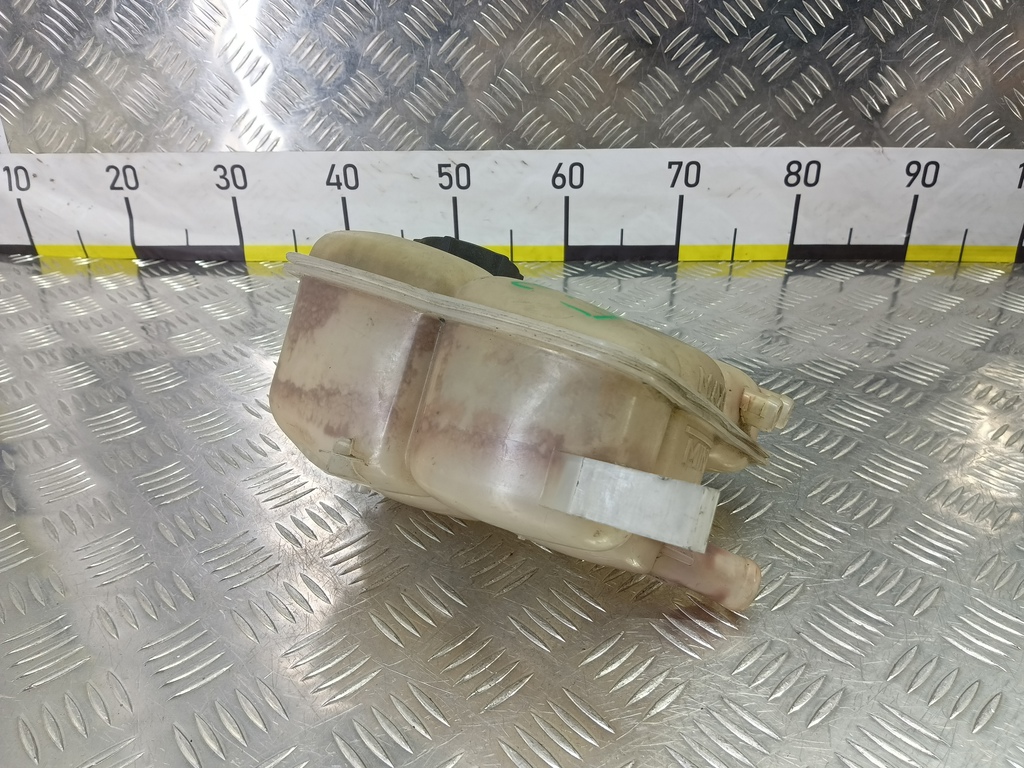 бачок расширительный FORD Focus  1717053, 2240 рублей, Москва