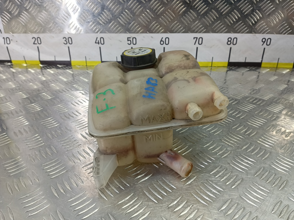 бачок расширительный FORD Focus  1717053, 2240 рублей, Москва