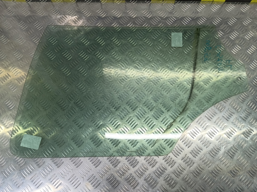 стекло двери FORD Tourneo Custom  1770497, 3279 рублей, Москва