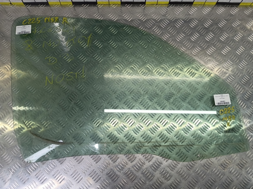 стекло двери Peugeot Partner  920267, 2130 рублей, Москва