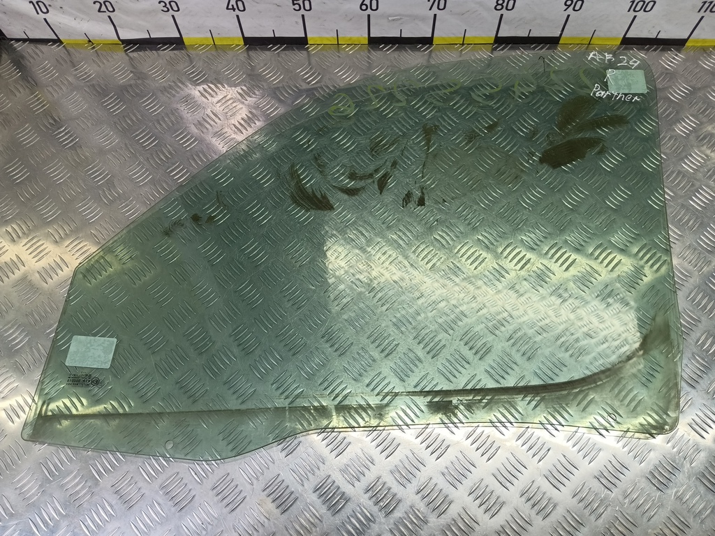 стекло двери Peugeot Partner  920267, 2130 рублей, Москва