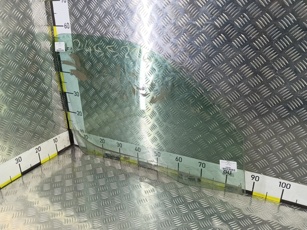 стекло двери Peugeot Partner  920267, 2130 рублей, Москва