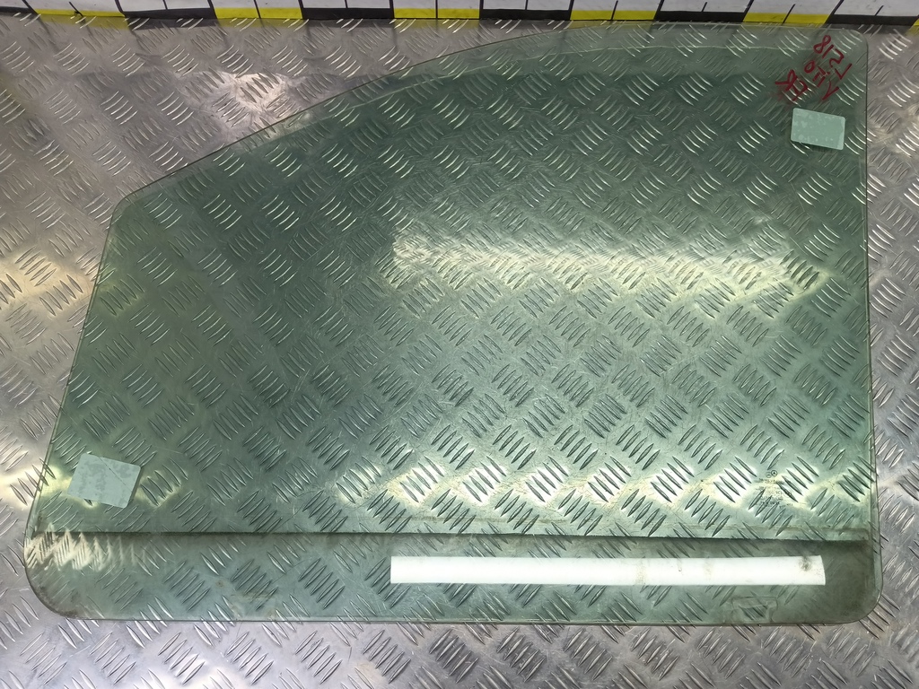 стекло двери MERCEDES-BENZ Vito  A6397250510, 860 рублей, Москва