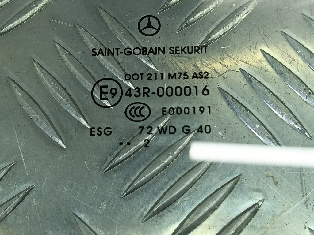 стекло двери MERCEDES-BENZ Vito  A6397250510, 980 рублей, Москва
