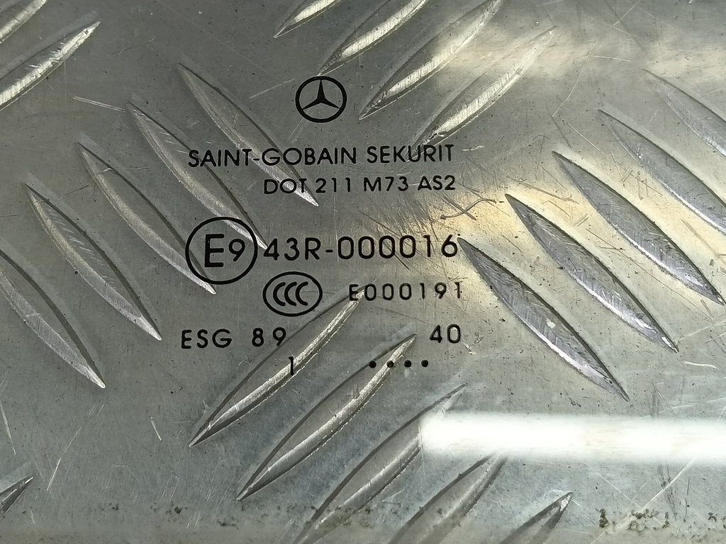 стекло двери MERCEDES-BENZ Vito  A6397250310, 750 рублей, Москва
