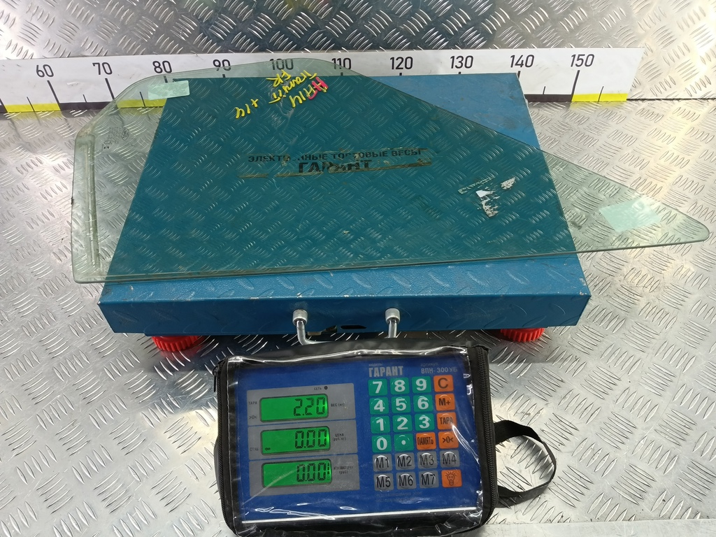 стекло двери FORD Transit  2036865, 3970 рублей, Москва