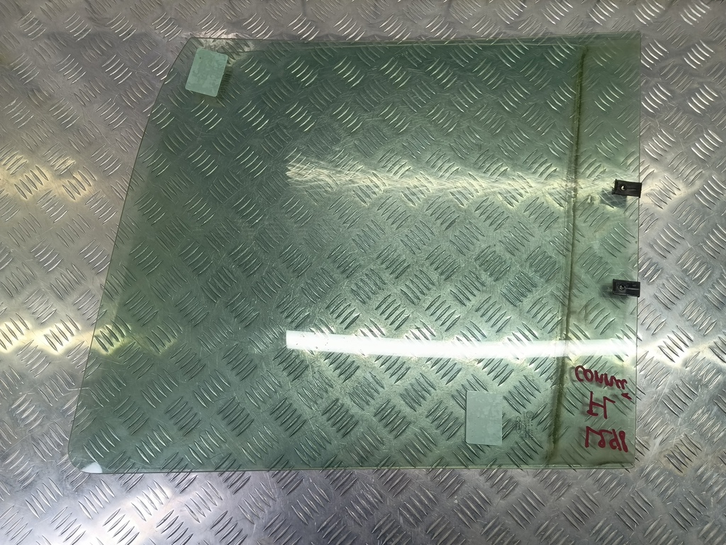 стекло двери FORD Tourneo Connect  5049689, 3850 рублей, Москва