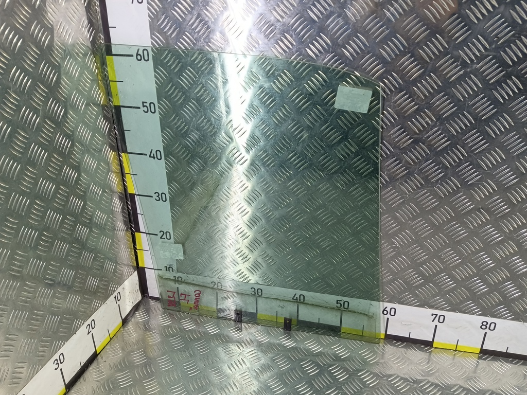 стекло двери FORD Tourneo Connect  5049689, 3850 рублей, Москва