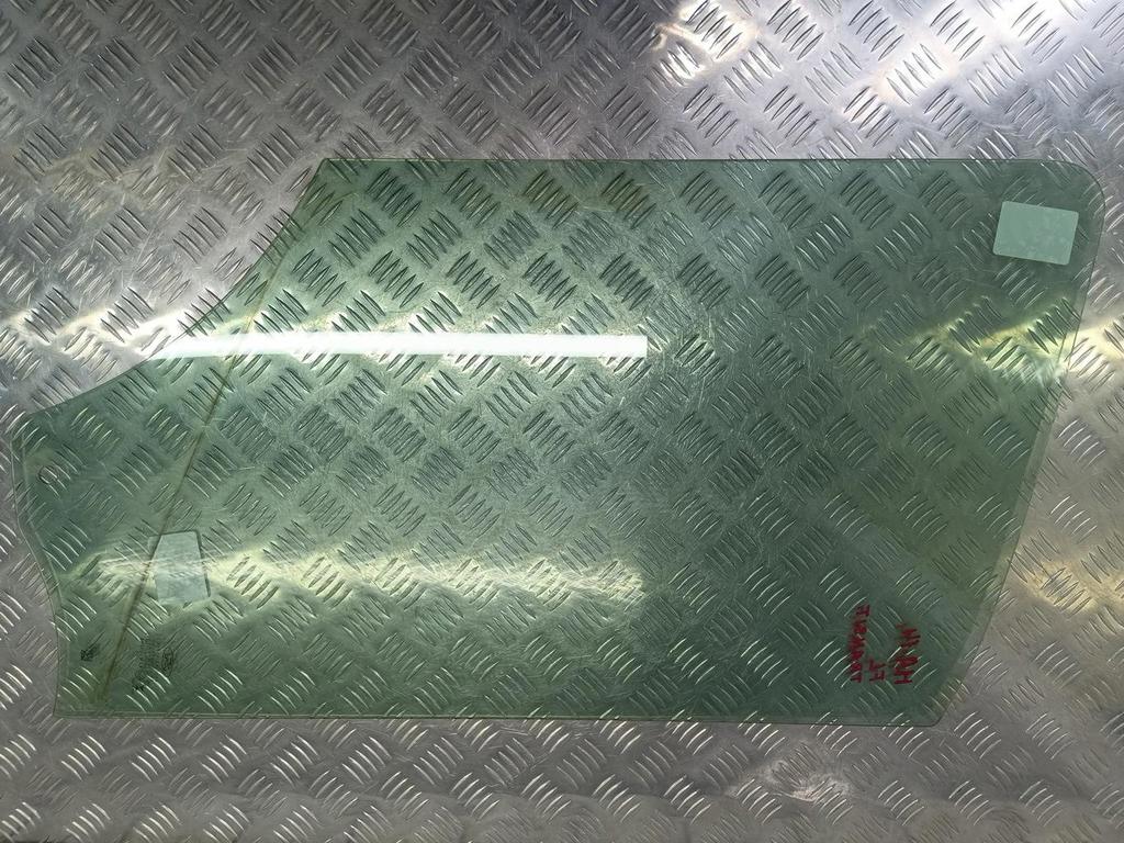 стекло двери FORD Transit  1821928, 3160 рублей, Москва