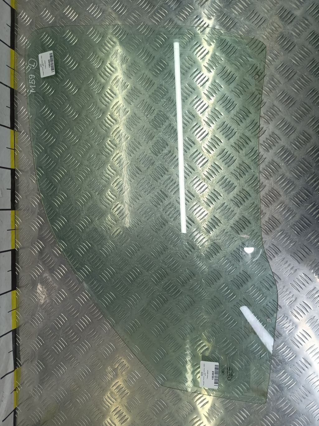 стекло двери Peugeot Partner  920175, 3160 рублей, Москва