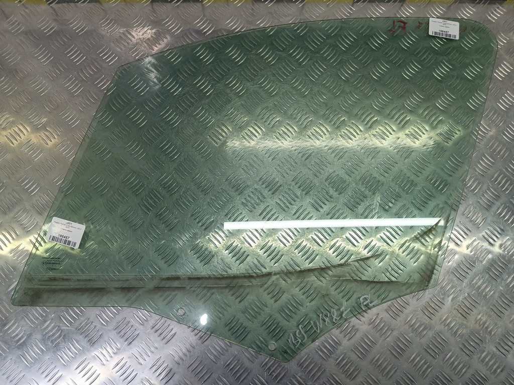 стекло двери Peugeot Partner  9201L9, 2590 рублей, Москва