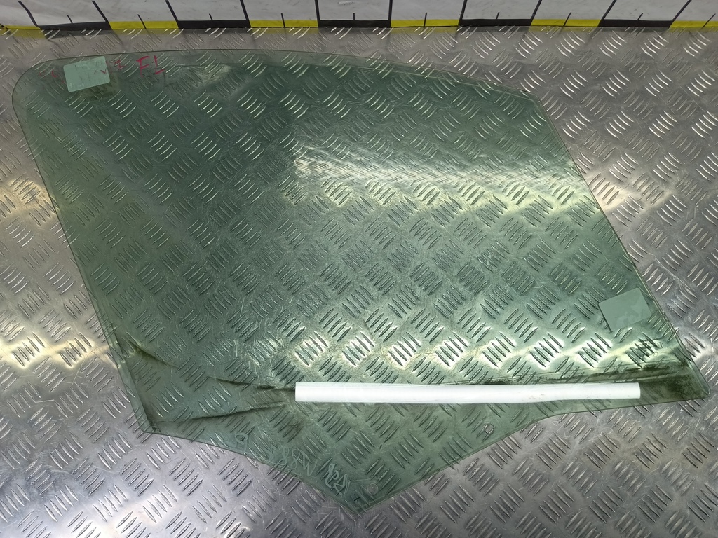 стекло двери Peugeot Partner  9201L9, 2590 рублей, Москва