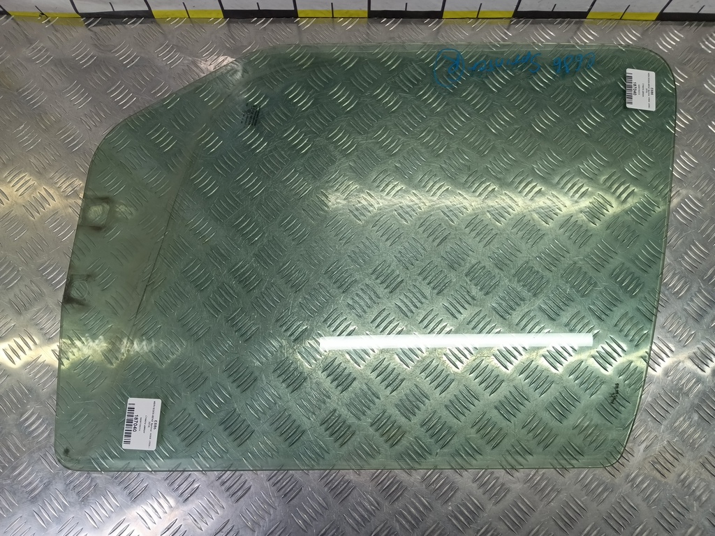 стекло двери MERCEDES-BENZ Sprinter  A9067250310, 630 рублей, Москва
