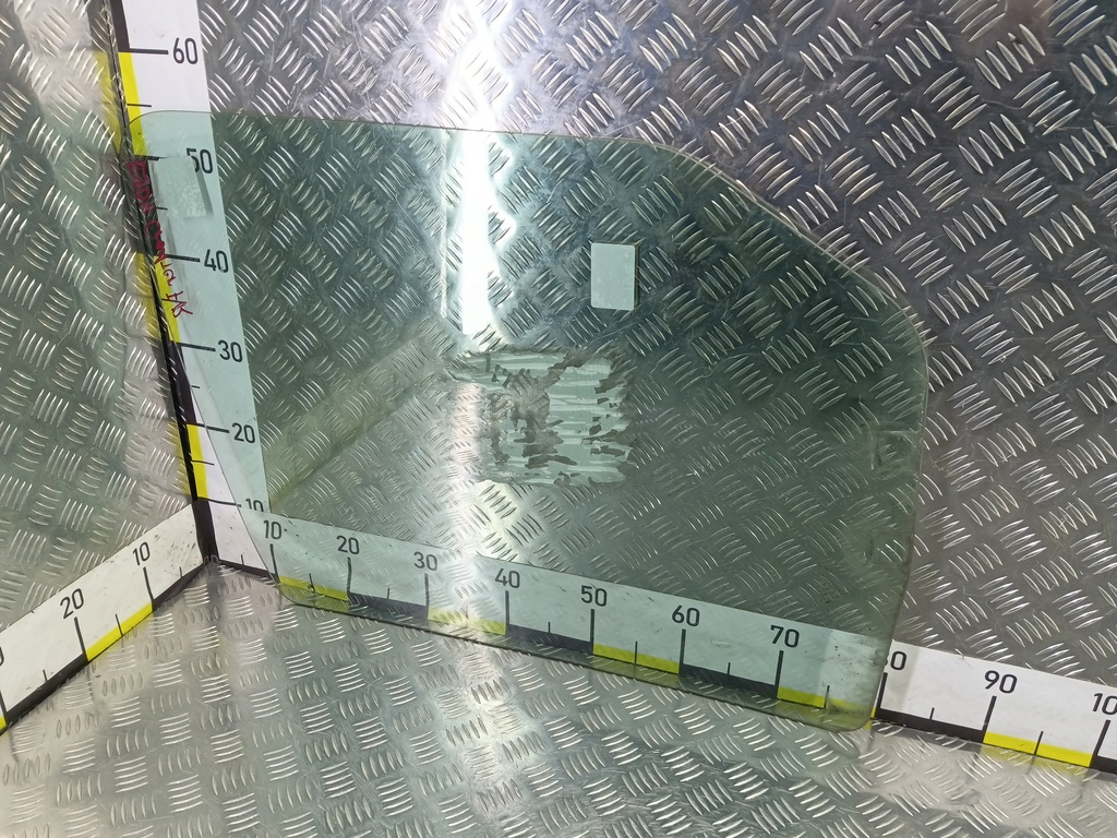 стекло двери Volkswagen Crafter  2E0845202A, 630 рублей, Москва