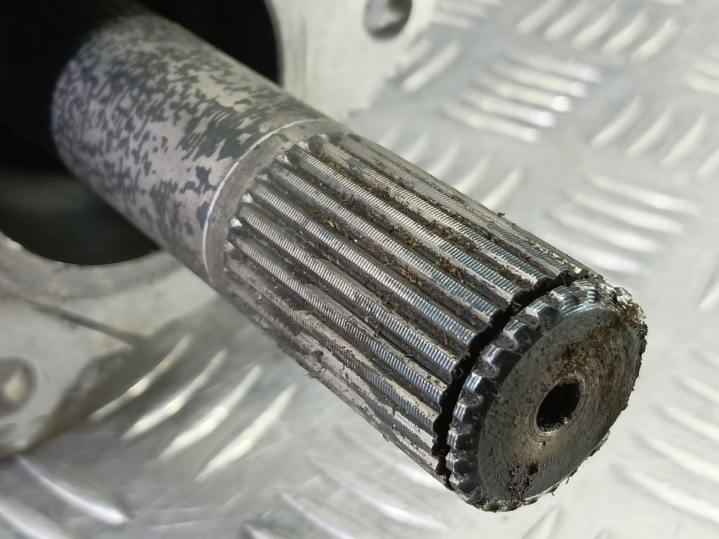 вал промежуточный SUZUKI Grand Vitara 2.0 4WD MT (140 л.с.)Grand Vitara  II (2005—2008) Внедорожник 2747066J00, 16500 рублей, Москва