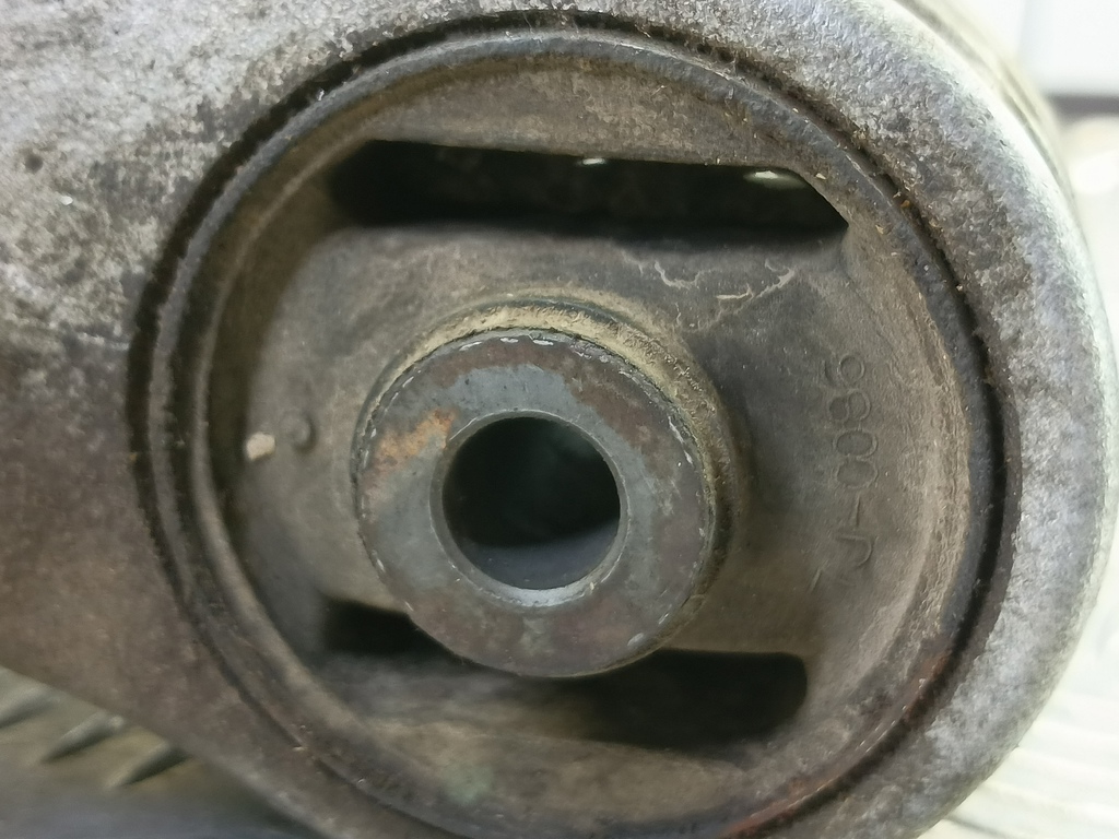 вал промежуточный SUZUKI Grand Vitara 2.0 4WD MT (140 л.с.)Grand Vitara  II (2005—2008) Внедорожник 2747066J00, 16500 рублей, Москва