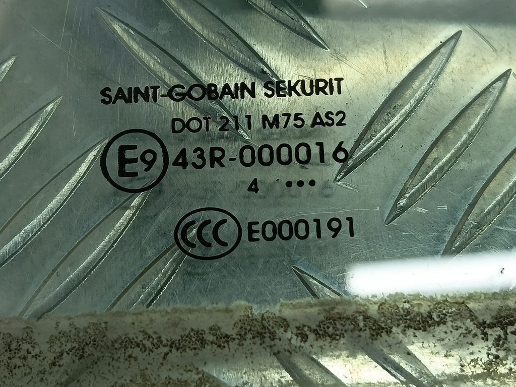 стекло двери Citroen Berlingo  9201L9, 2590 рублей, Москва