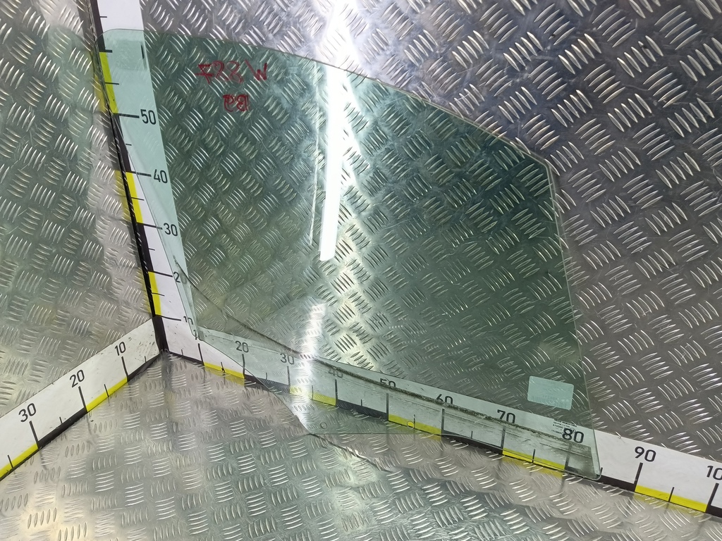 стекло двери Citroen Berlingo  9201L9, 2590 рублей, Москва