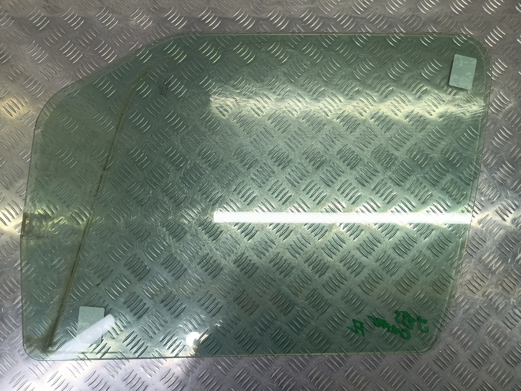 стекло двери Volkswagen Crafter  2E0845201A, 980 рублей, Москва