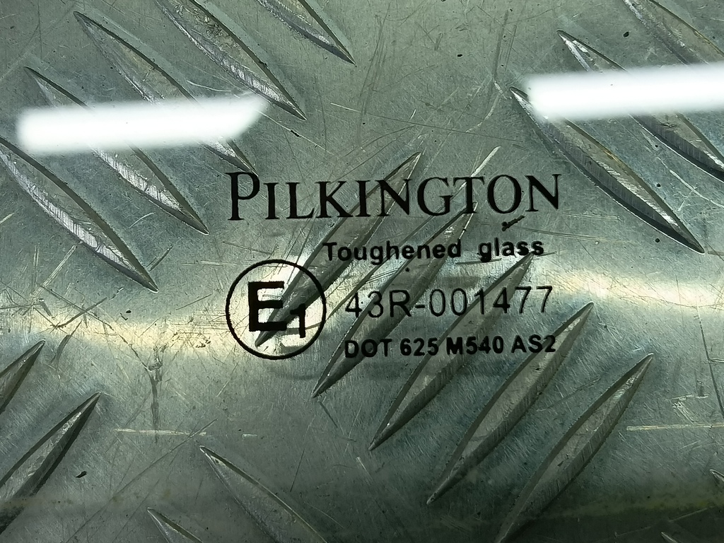 стекло двери MERCEDES-BENZ Vito  A6397250410, 860 рублей, Москва