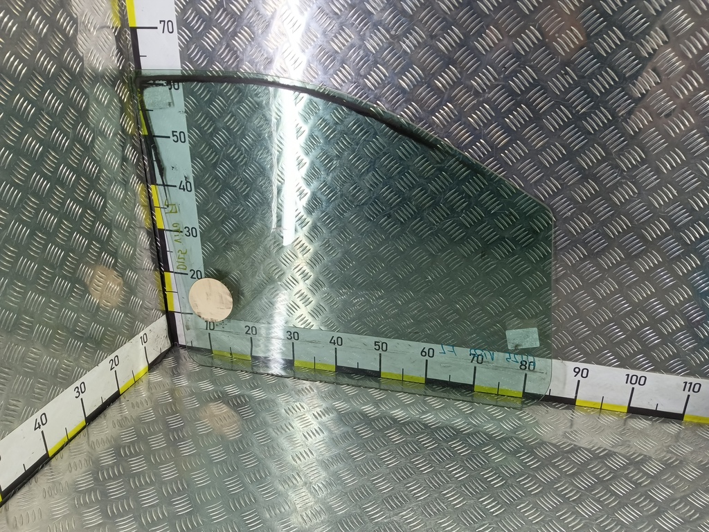 стекло двери MERCEDES-BENZ Vito  A6397250410, 860 рублей, Москва