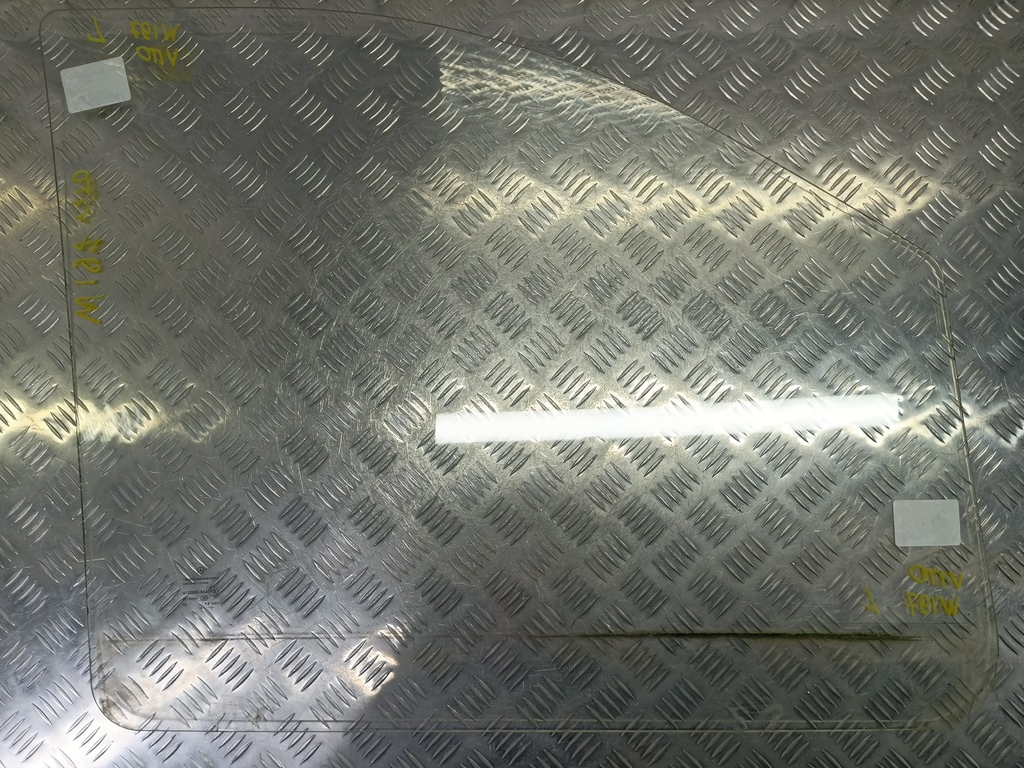 стекло двери MERCEDES-BENZ Vito  A6397250210, 750 рублей, Москва