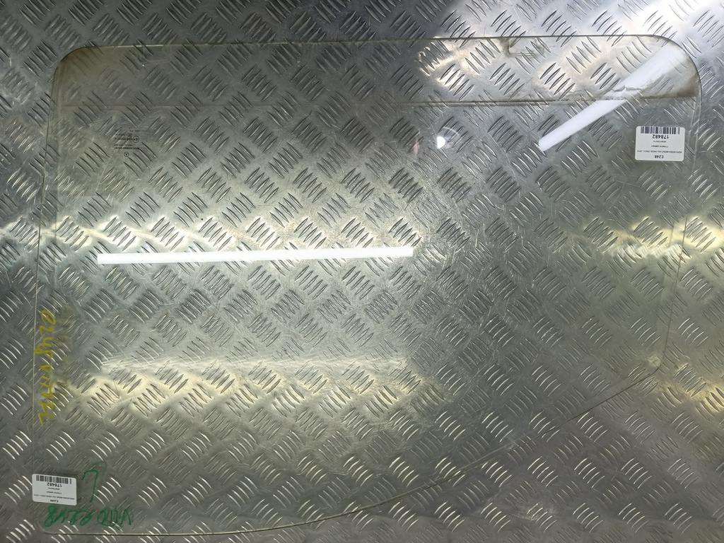 стекло двери MERCEDES-BENZ Vito  A6397250210, 750 рублей, Москва