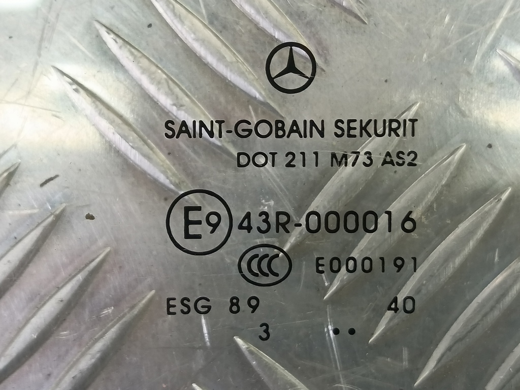 стекло двери MERCEDES-BENZ Vito  A6397250210, 750 рублей, Москва