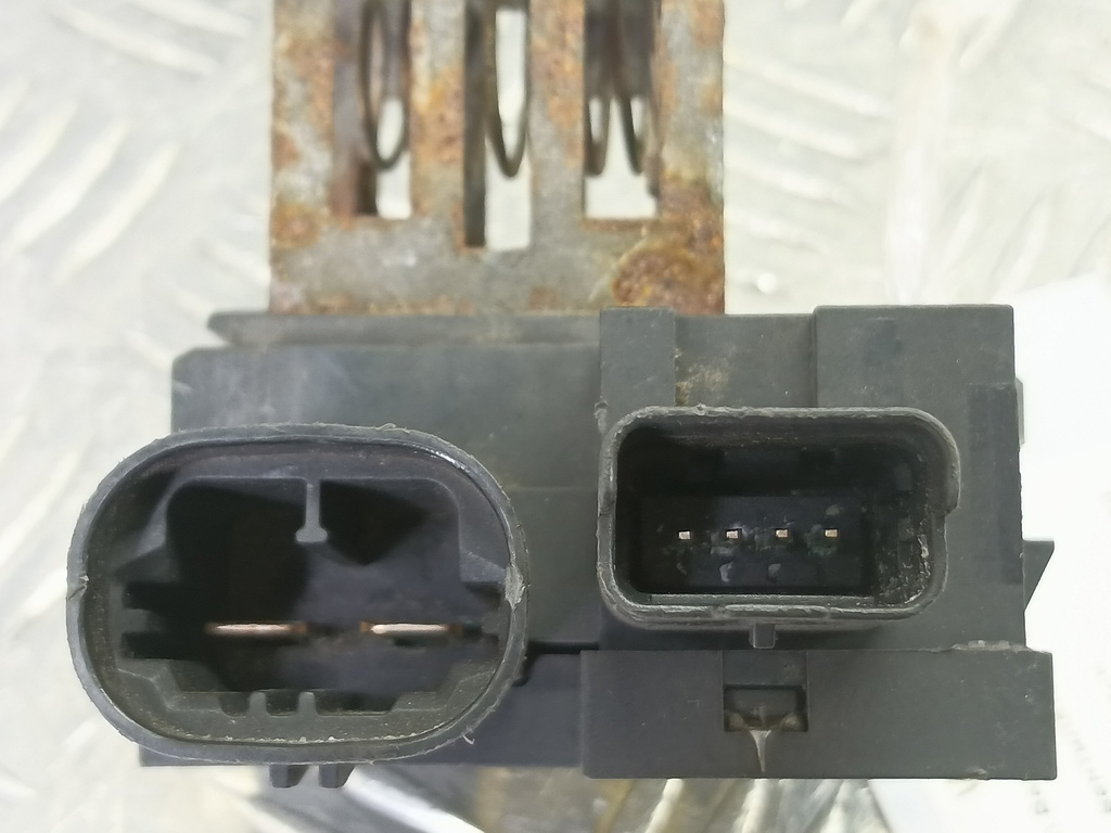 резистор вентилятора охлаждения Citroen Berlingo  1308CW, 1210 рублей, Москва