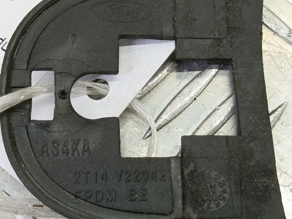 прокладка ручки двери FORD Tourneo Connect  4486055, 520 рублей, Москва