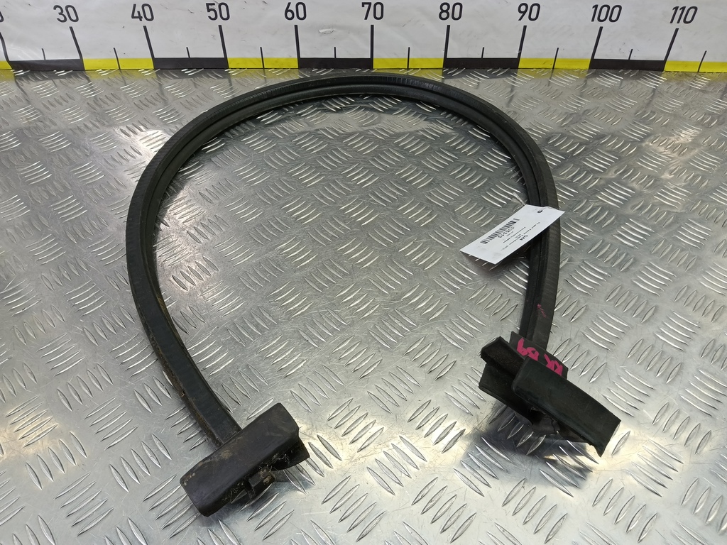 уплотнитель двери Peugeot Partner  8710C5, 1780 рублей, Москва