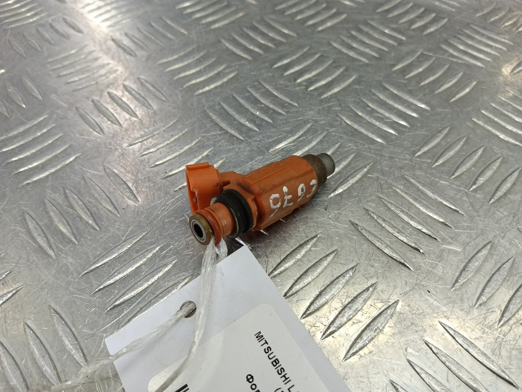 форсунка топливная MITSUBISHI LANCER  MD319791, 2240 рублей, Москва