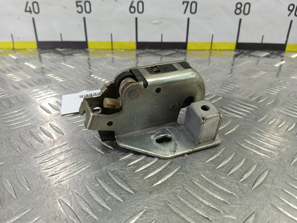 замок двери распашной MERCEDES-BENZ Sprinter  A9067400035, 2590 рублей, Москва