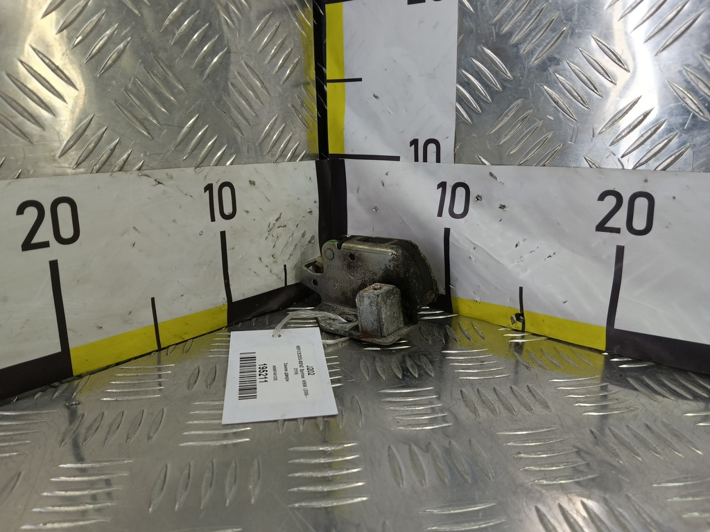 замок двери распашной MERCEDES-BENZ Sprinter  A9067401235, 1210 рублей, Москва