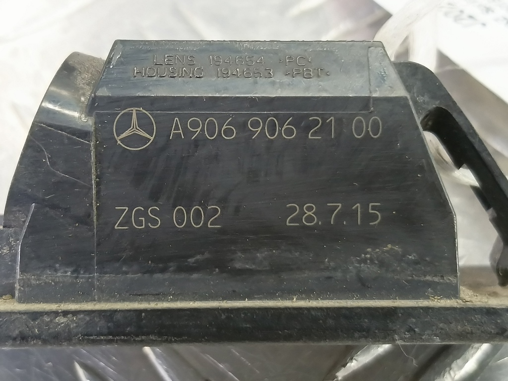 фонарь номерного знака MERCEDES-BENZ Sprinter  A6398200256, 750 рублей, Москва