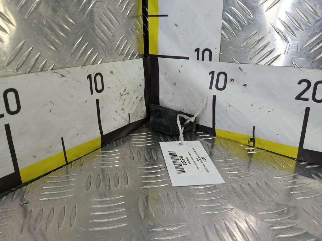 фонарь номерного знака MERCEDES-BENZ Sprinter  A6398200256, 750 рублей, Москва