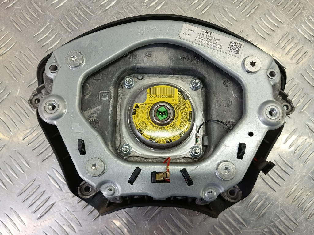 подушка безопасности водителя Volkswagen Crafter  2E0880202D, 2130 рублей, Москва