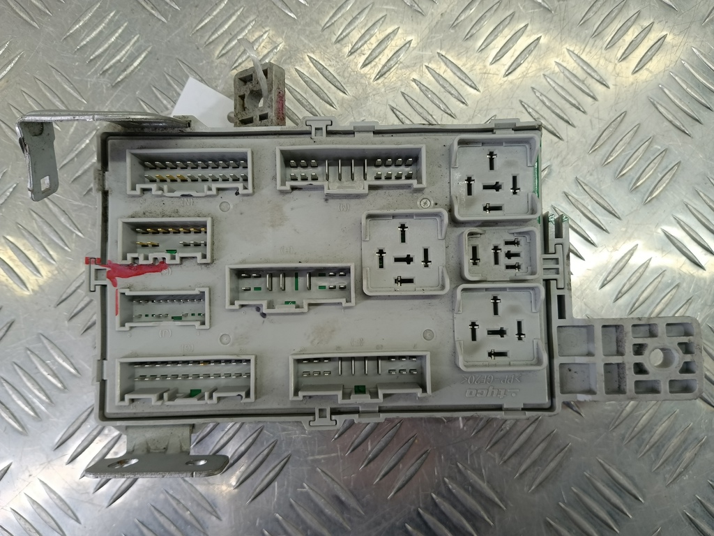 блок предохранителей Hyundai Grand Starex  919504H052, 2130 рублей, Москва