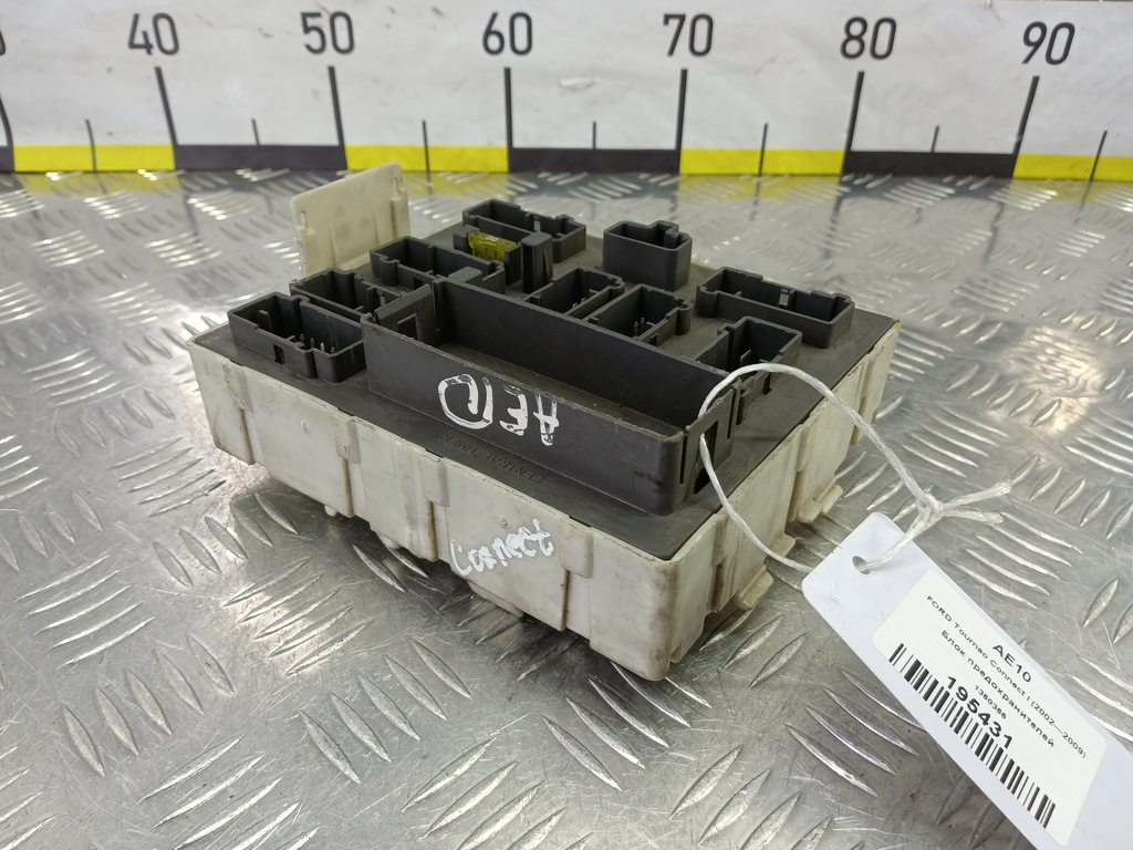 блок предохранителей FORD Tourneo Connect  1360366, 630 рублей, Москва