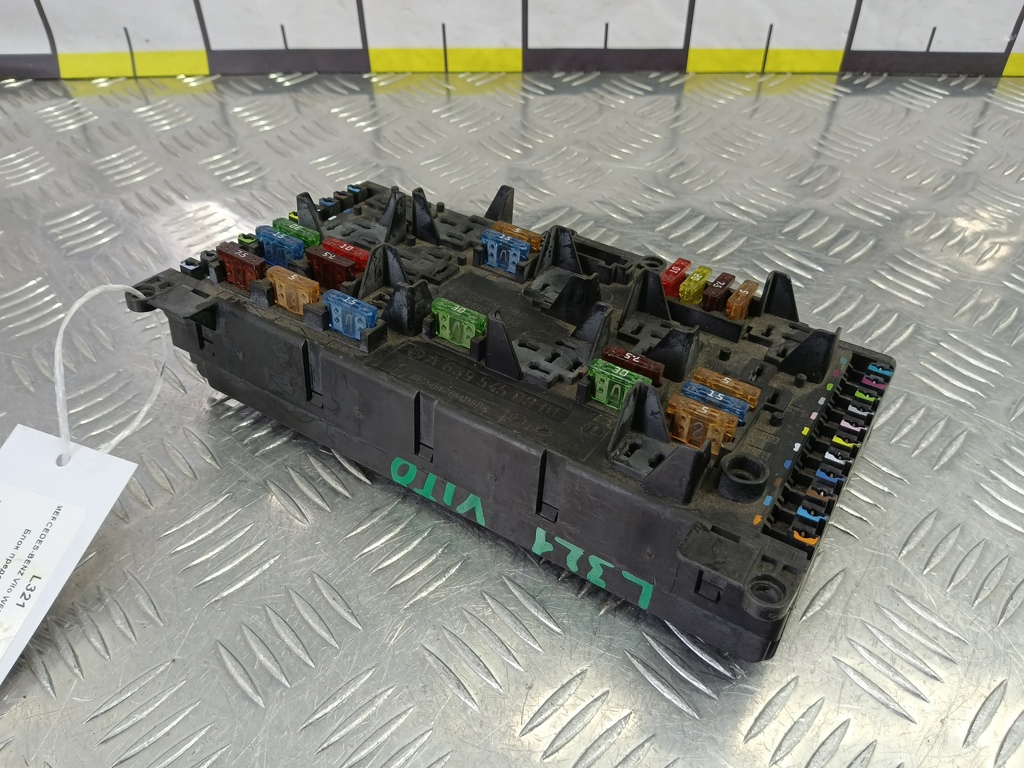 блок предохранителей MERCEDES-BENZ Vito  A6395450801, 1550 рублей, Москва