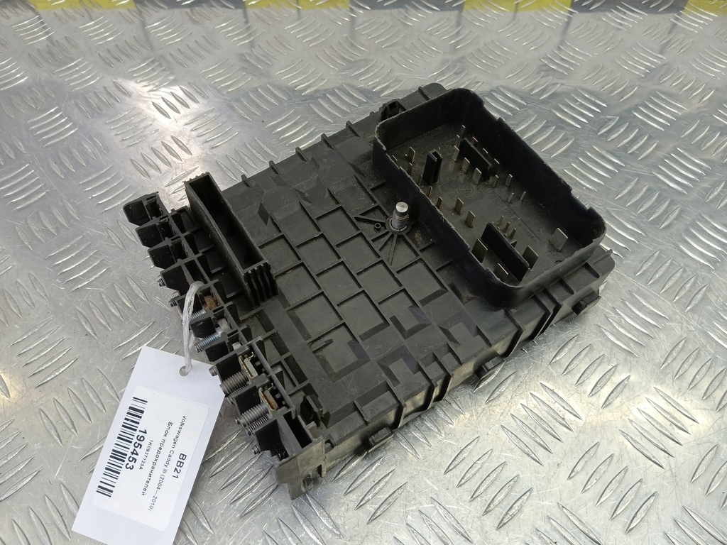 блок предохранителей Volkswagen Caddy  1K0937125A, 980 рублей, Москва