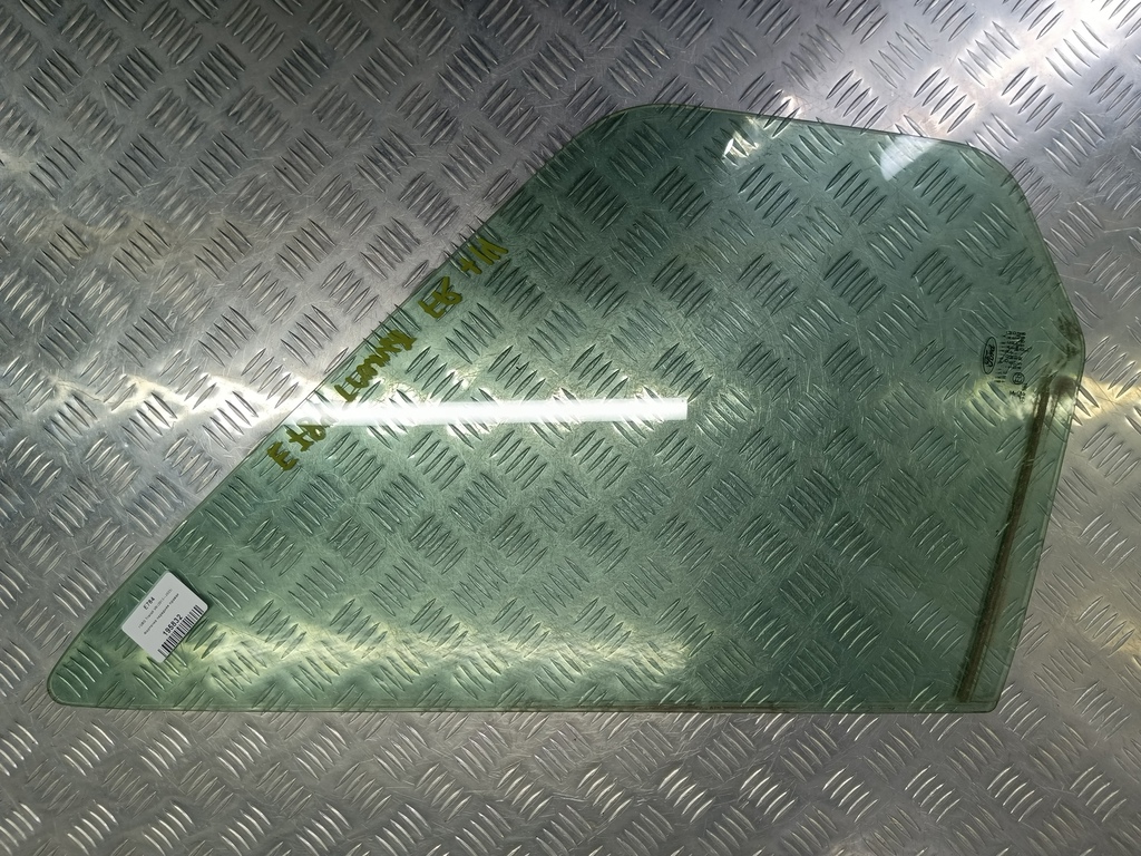 стекло двери FORD Transit  2366284, 3850 рублей, Москва