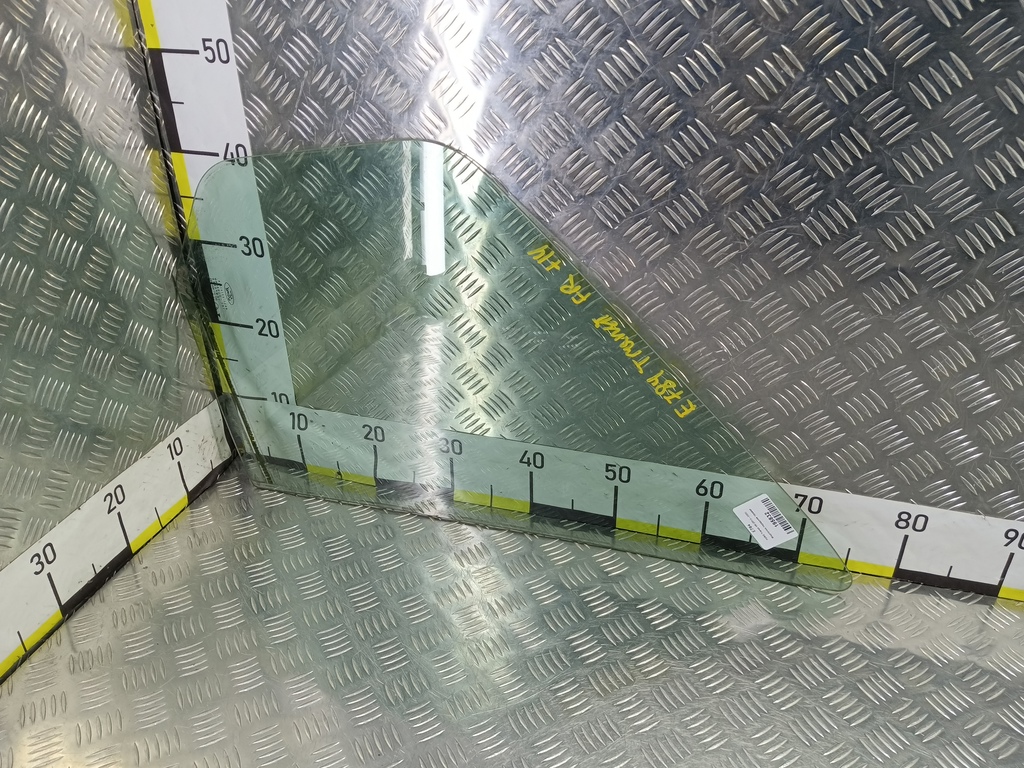 стекло двери FORD Transit  2366284, 3850 рублей, Москва