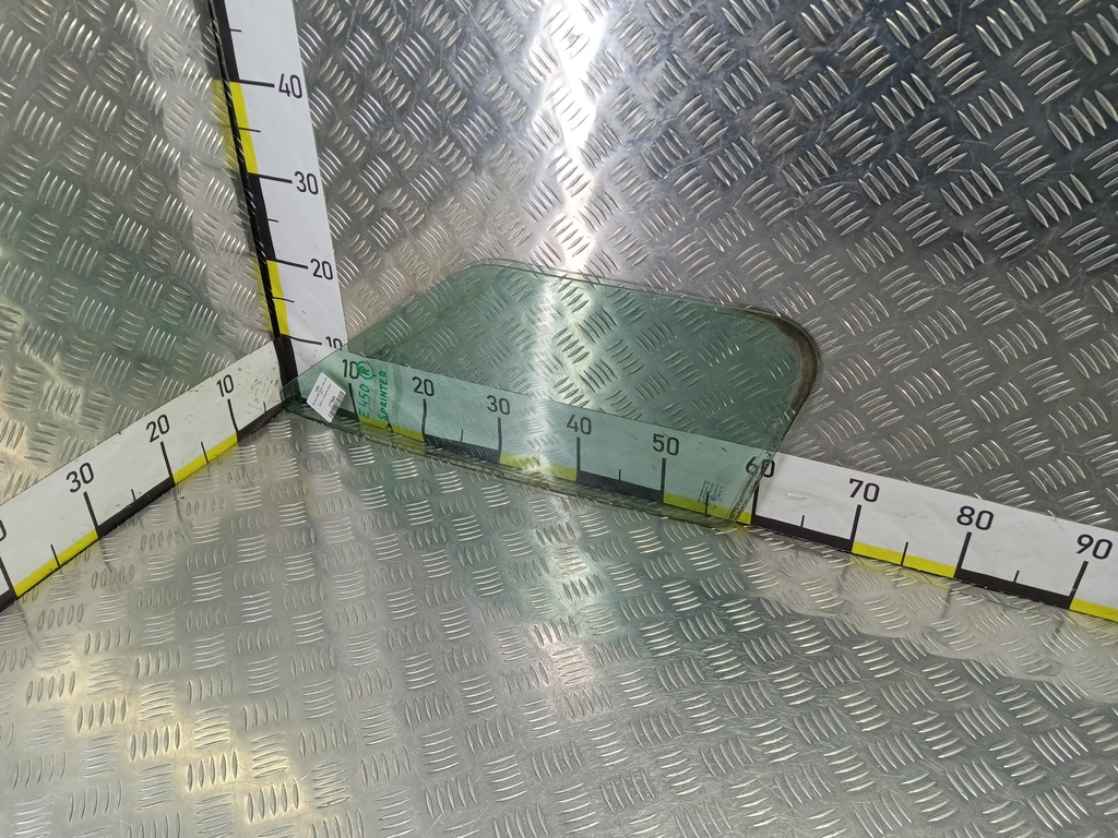 стекло двери MERCEDES-BENZ Sprinter  A9067250309, 860 рублей, Москва