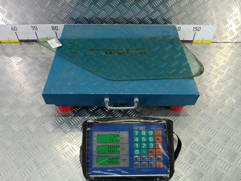 стекло двери MERCEDES-BENZ Sprinter  A9067250309, 860 рублей, Москва