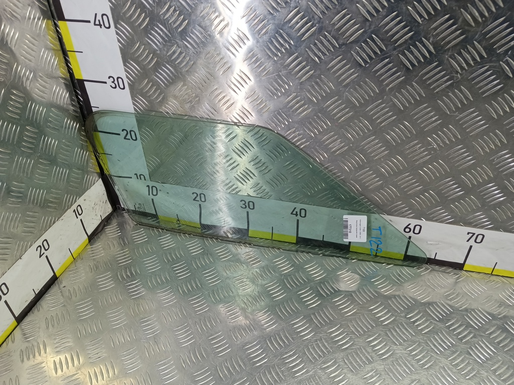 стекло двери Volkswagen Crafter  2E0845115A, 860 рублей, Москва