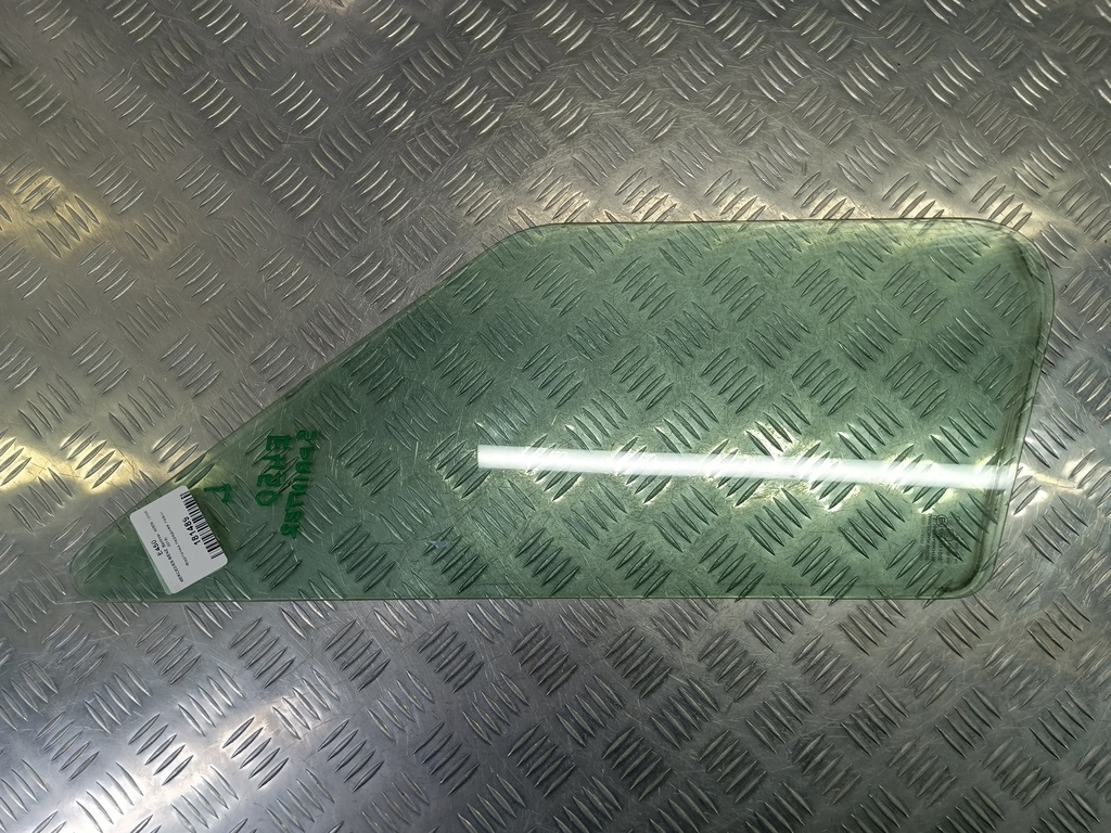 стекло двери MERCEDES-BENZ Sprinter  A9067250209, 860 рублей, Москва