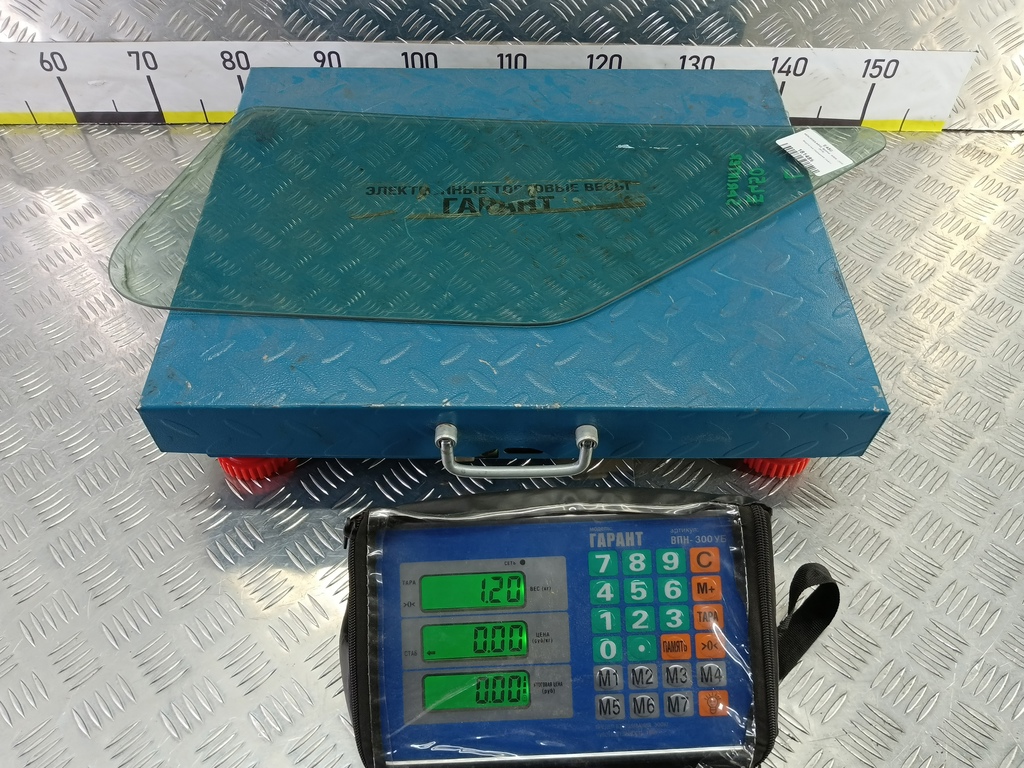 стекло двери MERCEDES-BENZ Sprinter  A9067250209, 860 рублей, Москва